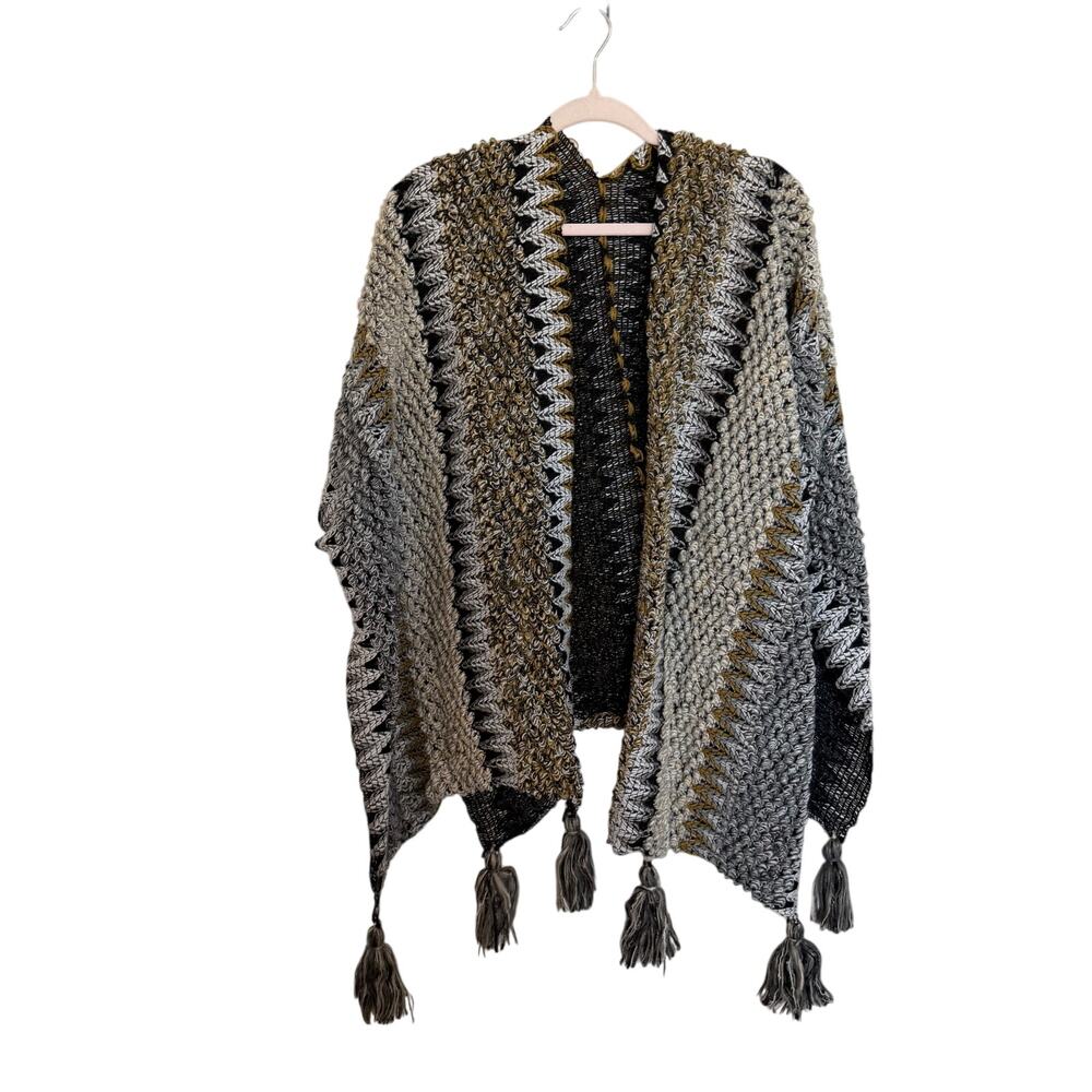 Bijorca Boutique Woven Striped Poncho One Size